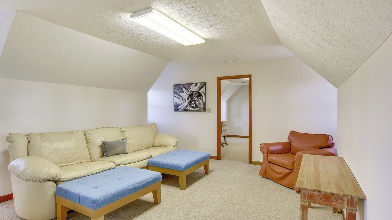 Photo of Livingroom in Spring Lake
