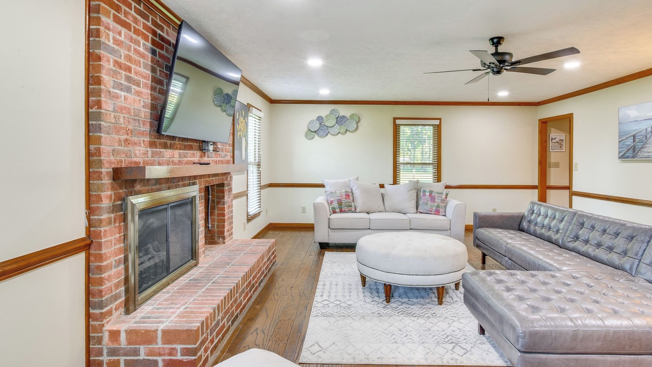 Photo of Livingroom in Spring Lake