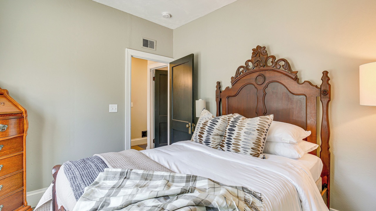 Photo of Bedroom in Defiance