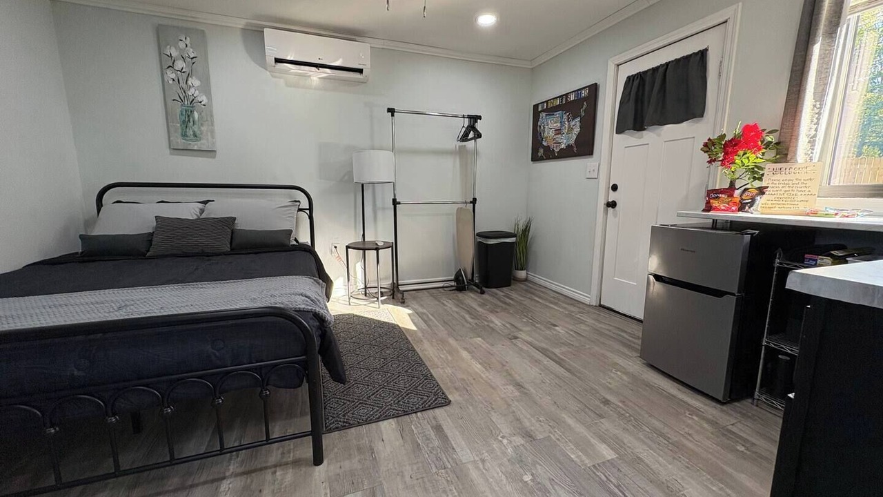 Photo of Bedroom in Turner Park