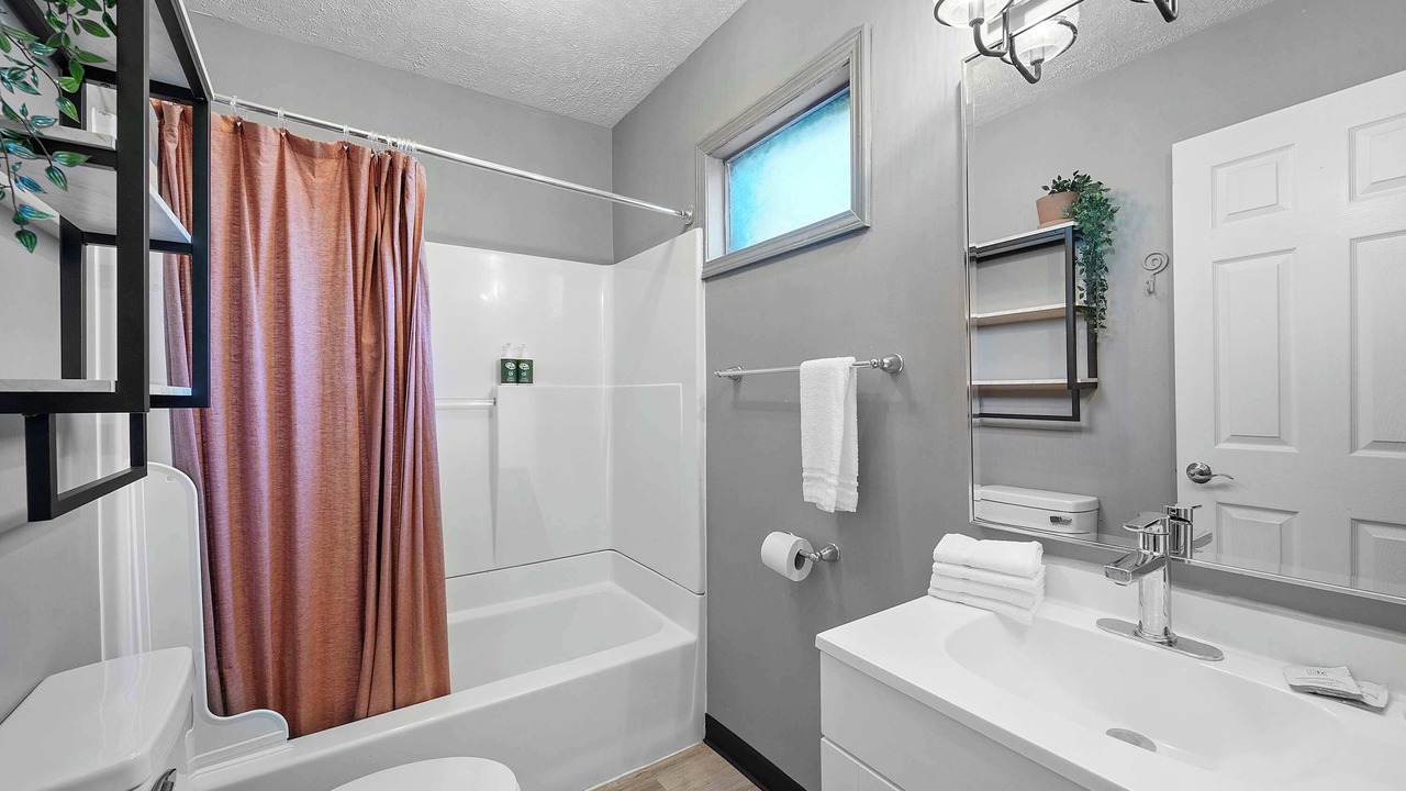 Photo of Others in Short North