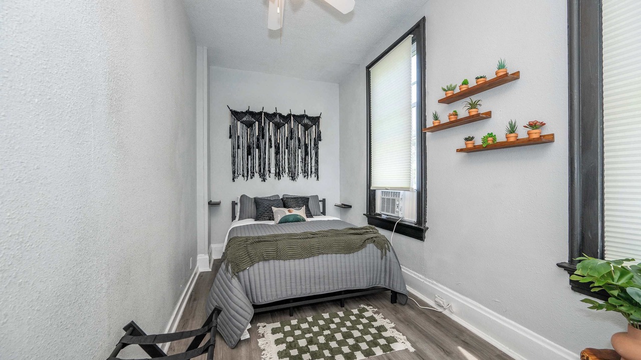 Photo of Others in Walnut Hills