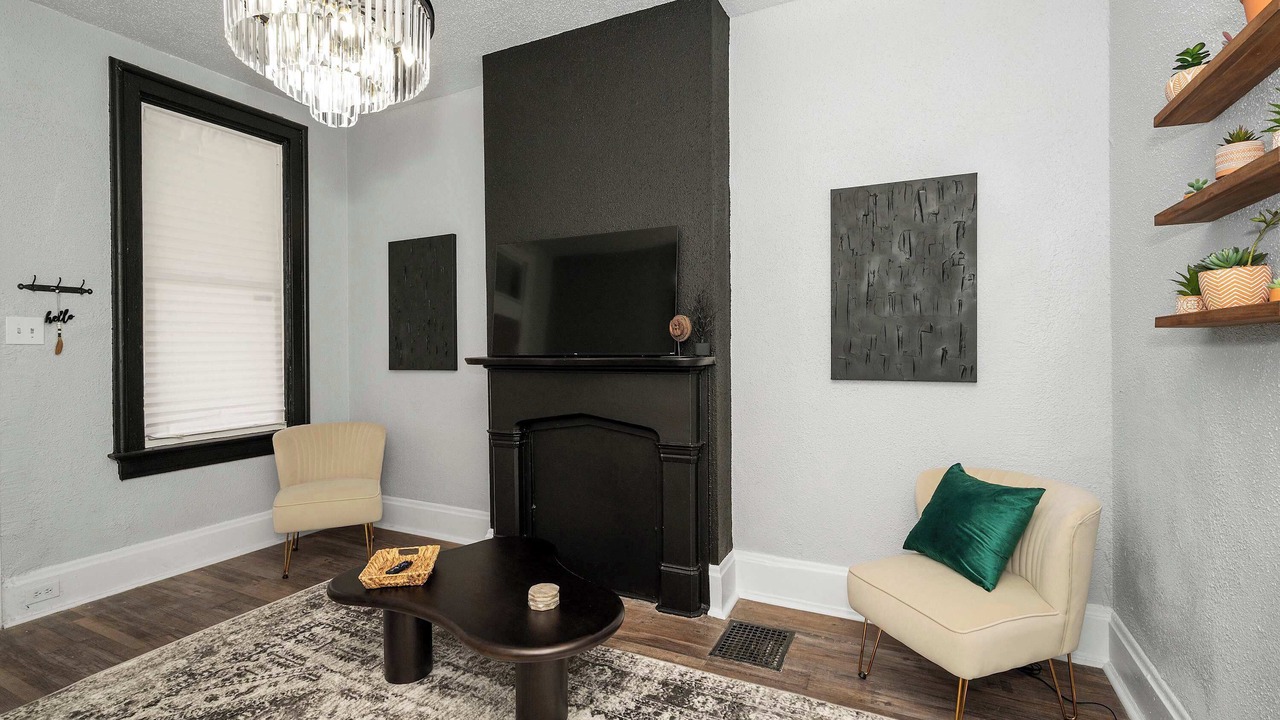 Photo of Bedroom in Walnut Hills