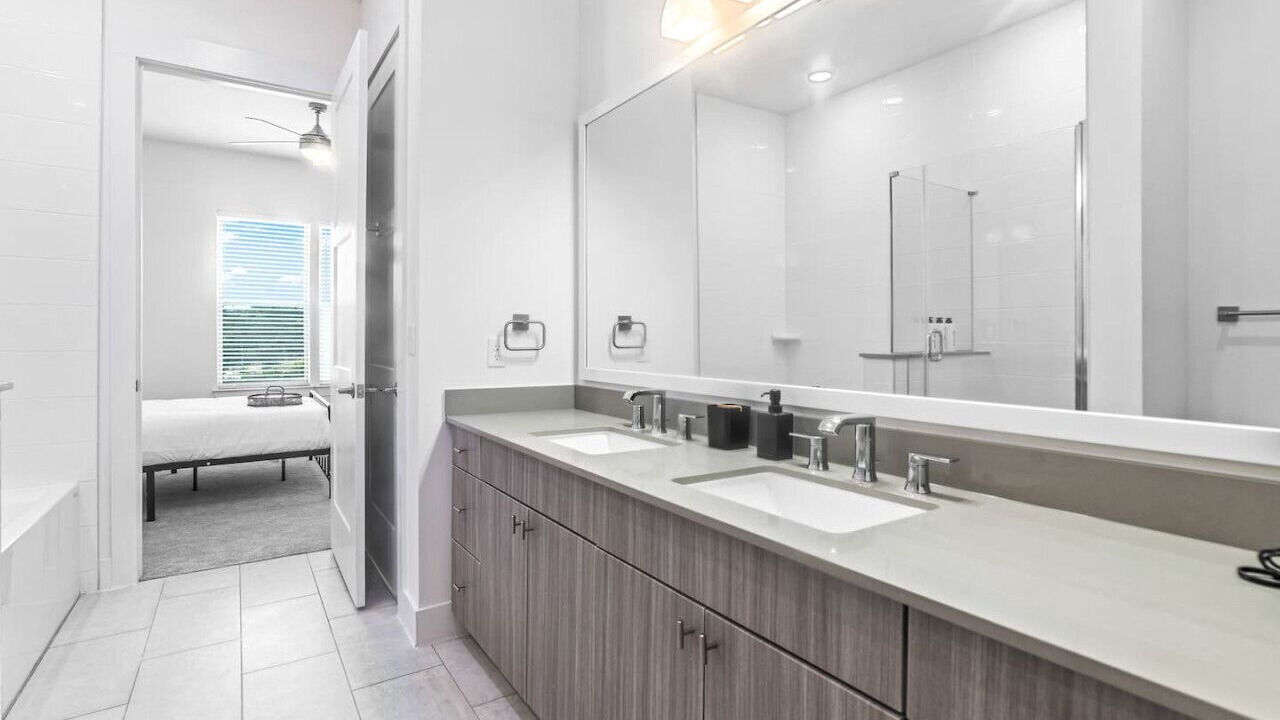 Photo of Bathroom in West Oak Hill
