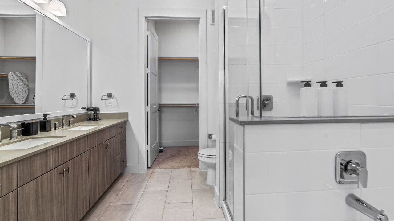 Photo of Bathroom in West Oak Hill