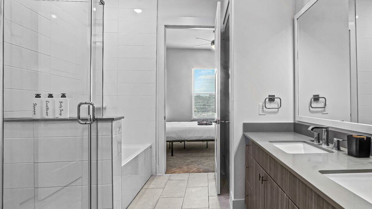 Photo of Bathroom in West Oak Hill