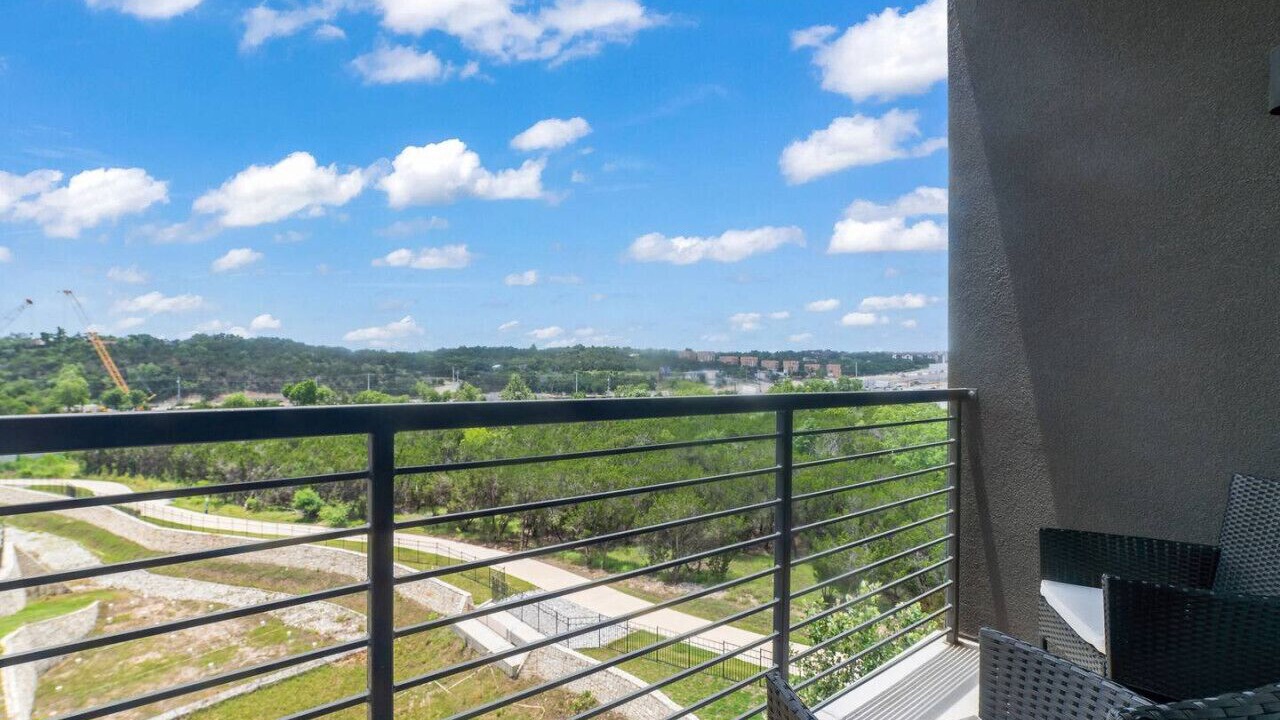 Photo of Outdoor in West Oak Hill