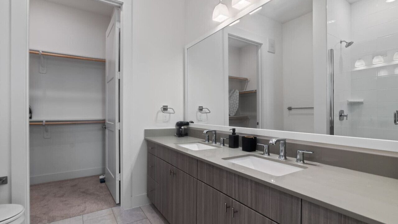 Photo of Bathroom in West Oak Hill