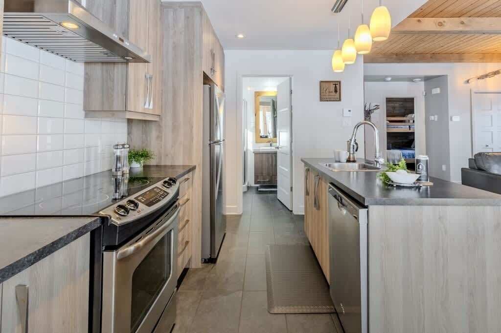 Photo of Kitchen in Notre-Dame-de-la-Merci