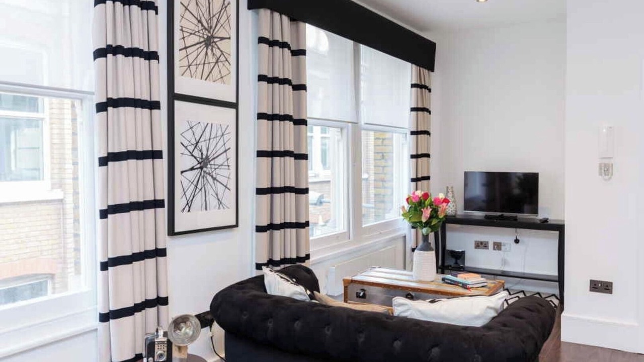 Photo of Livingroom in The City of London