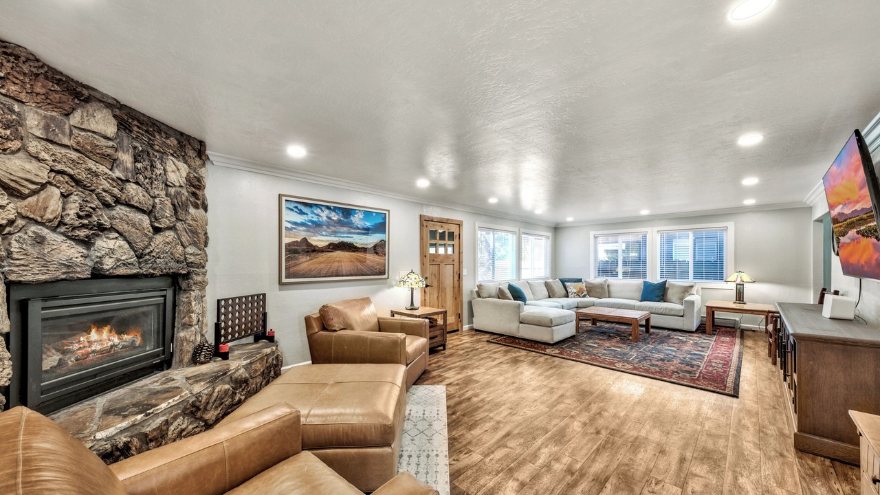 Photo of Livingroom in Lakeside Park