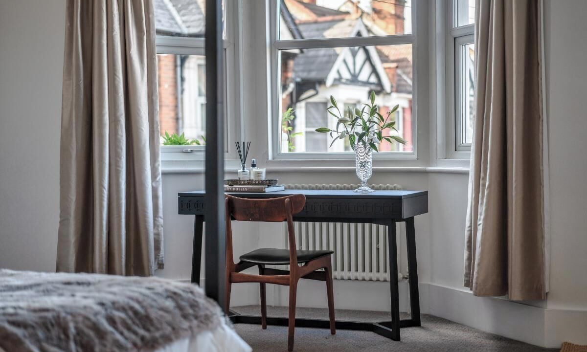 Photo of Bedroom in Brent