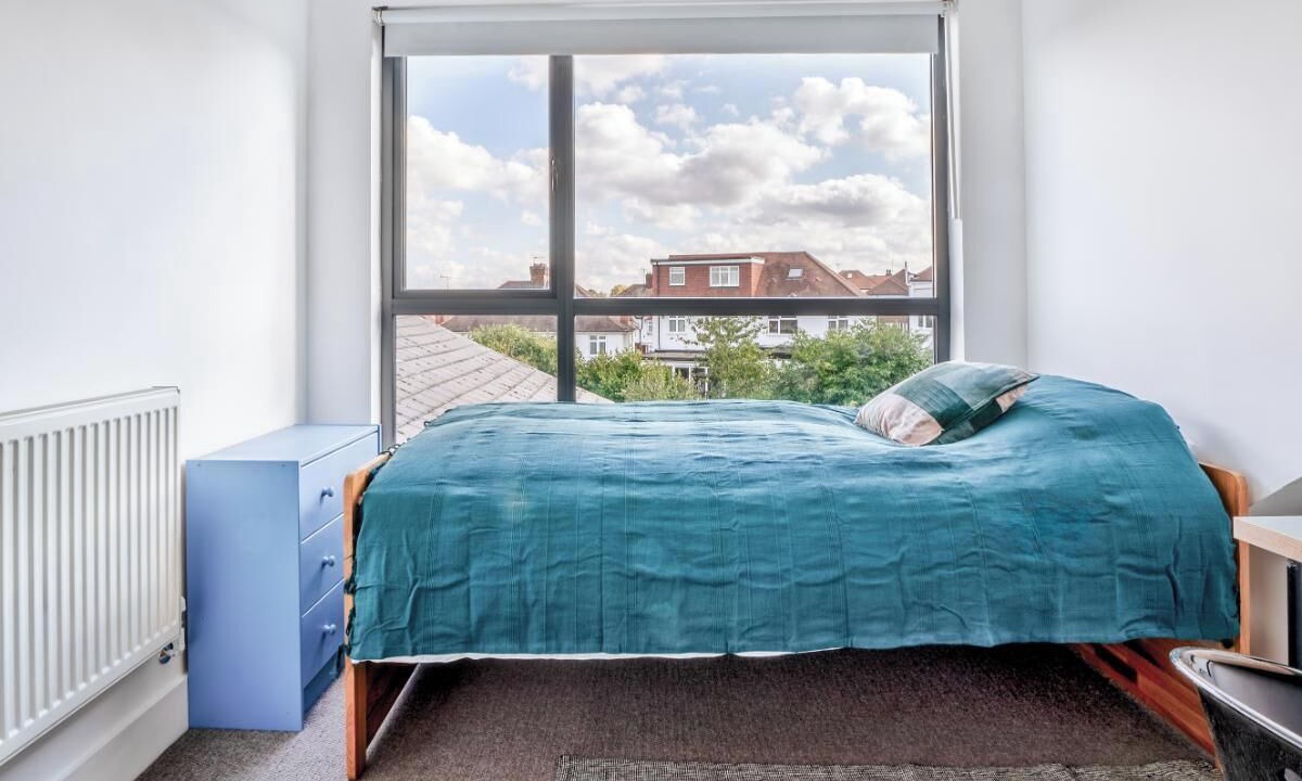 Photo of Bedroom in Brent