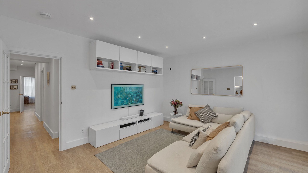 Photo of Livingroom in West Hampstead