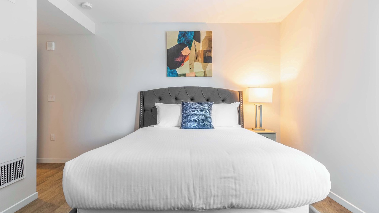 Photo of Bedroom in Seaport District