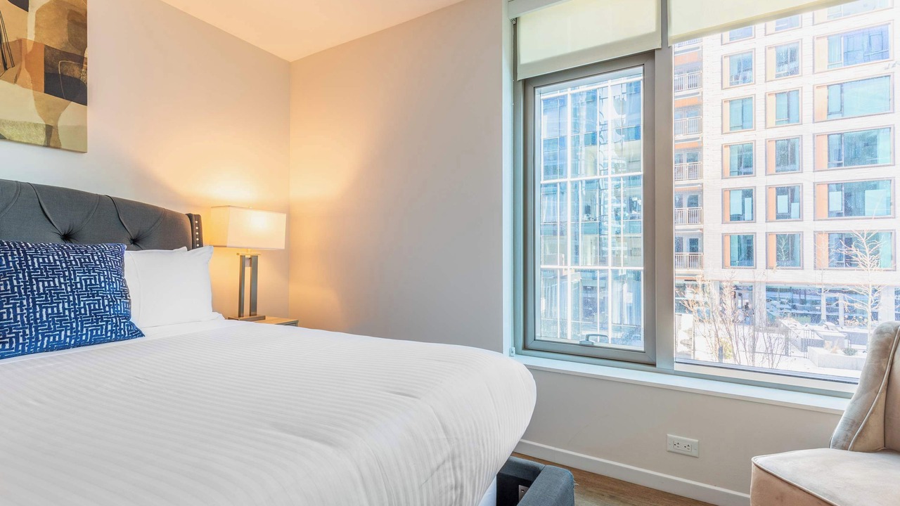 Photo of Bedroom in Seaport District