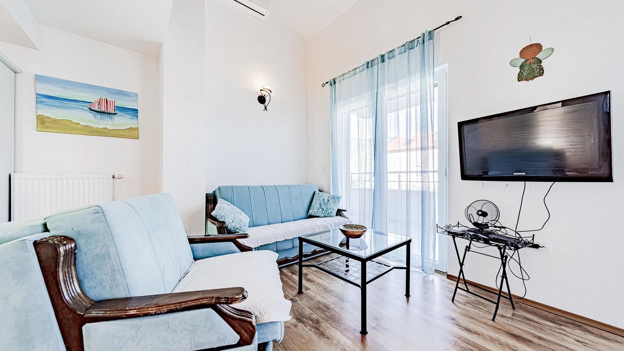 Photo of Bedroom in Broce