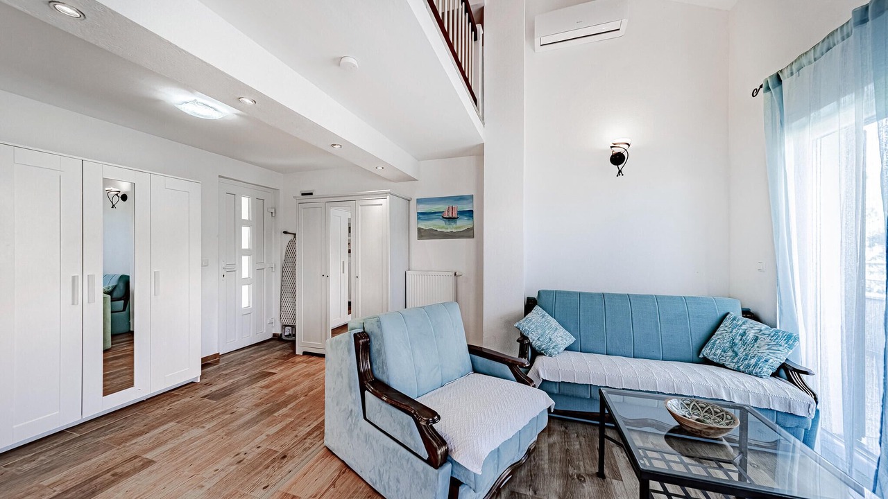 Photo of Bedroom in Broce