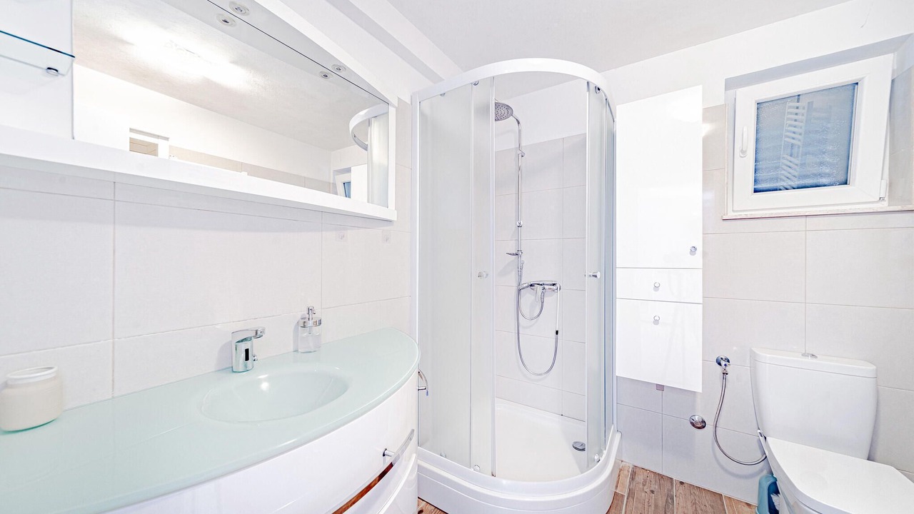 Photo of Bathroom in Broce