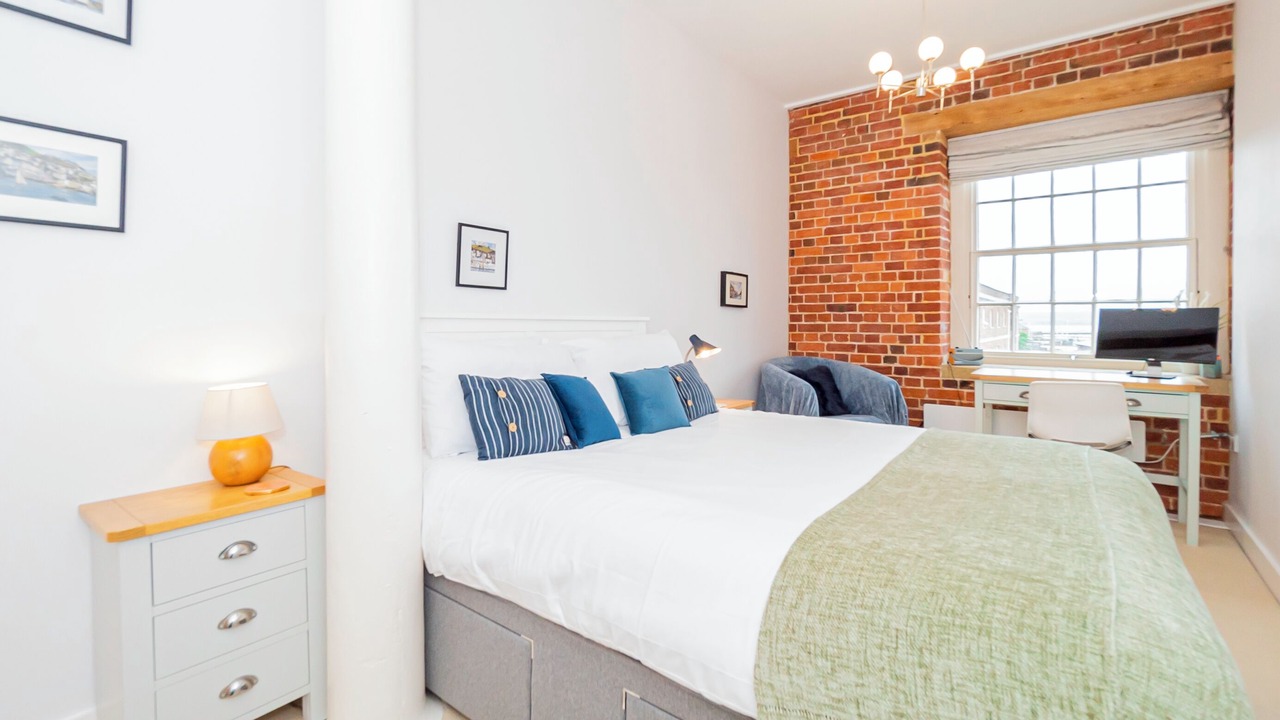 Photo of Others in Gosport