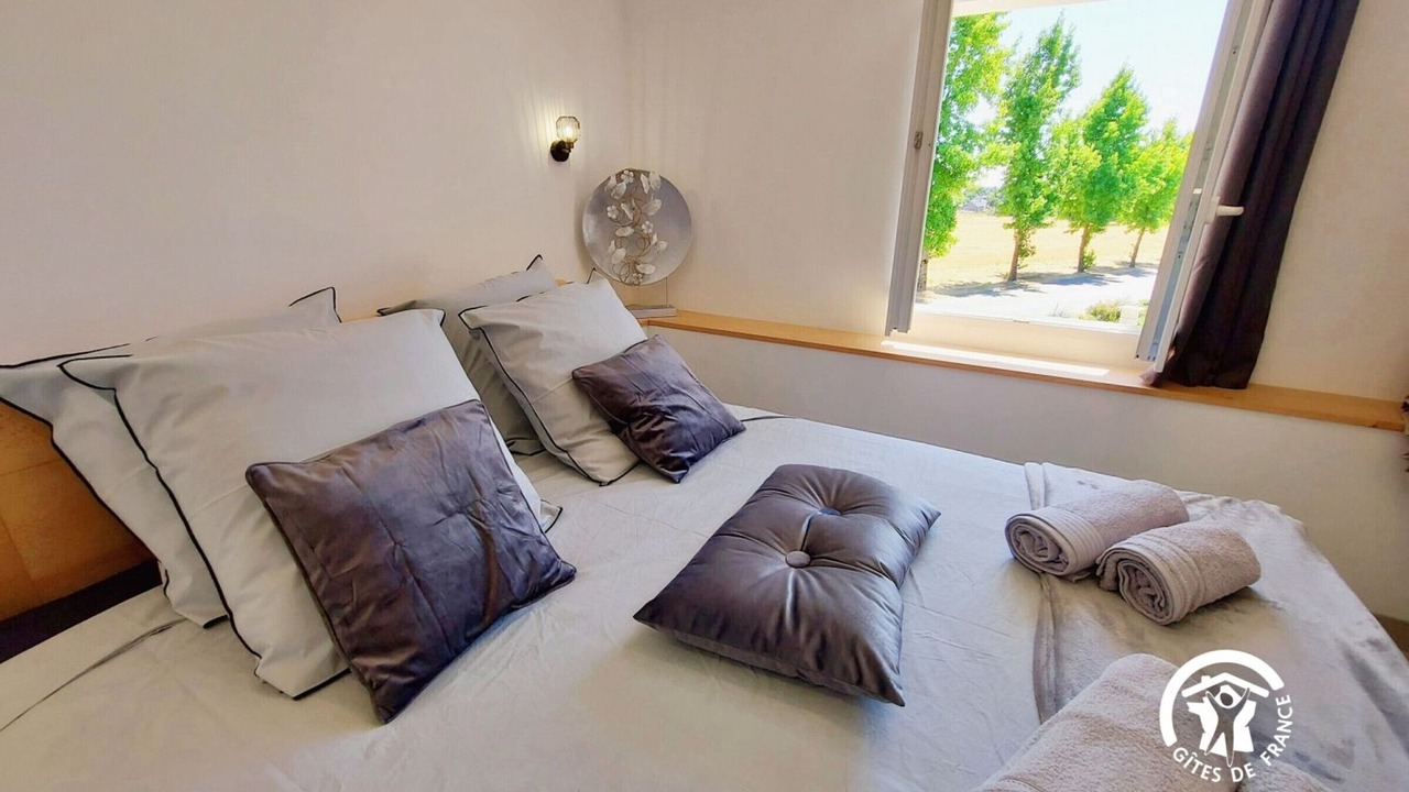 Photo of Bedroom in Peuton
