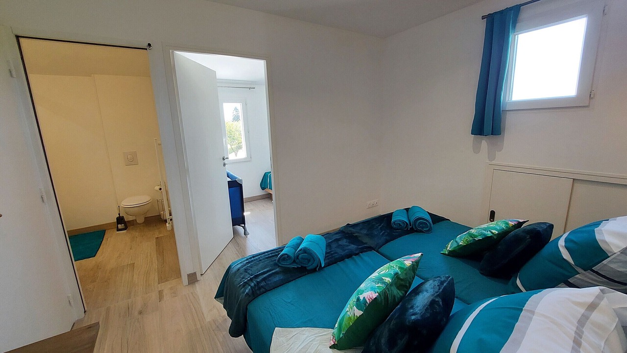 Photo of Bedroom in Peuton