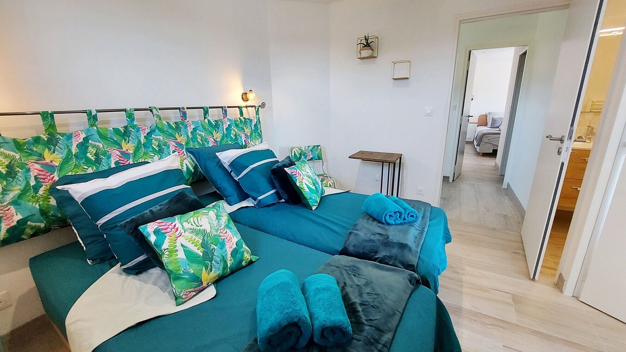 Photo of Bedroom in Peuton