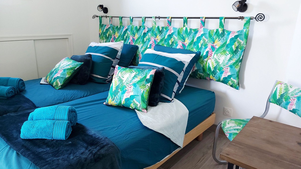 Photo of Bedroom in Peuton