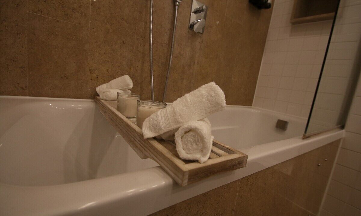 Photo of Bathroom in Whitechapel