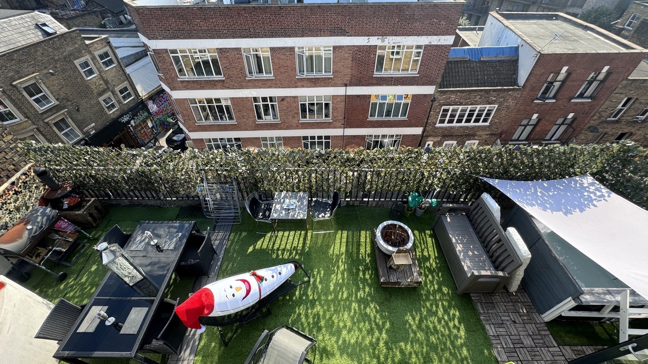 Photo of Others in Weavers