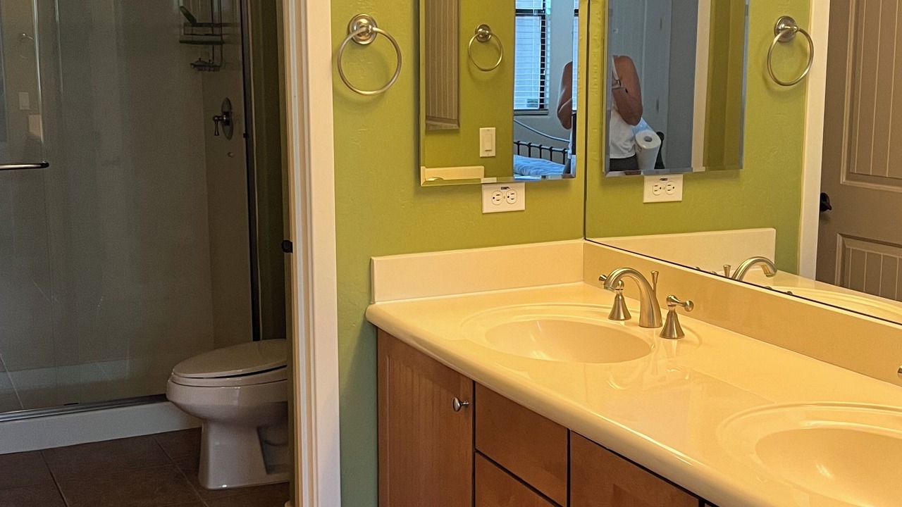 Photo of Bathroom in Legend Trail