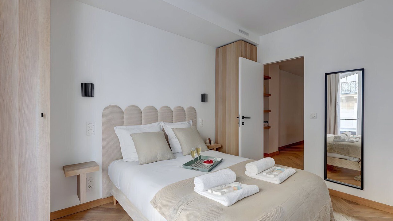Photo of Bedroom in Arts-et-Metiers