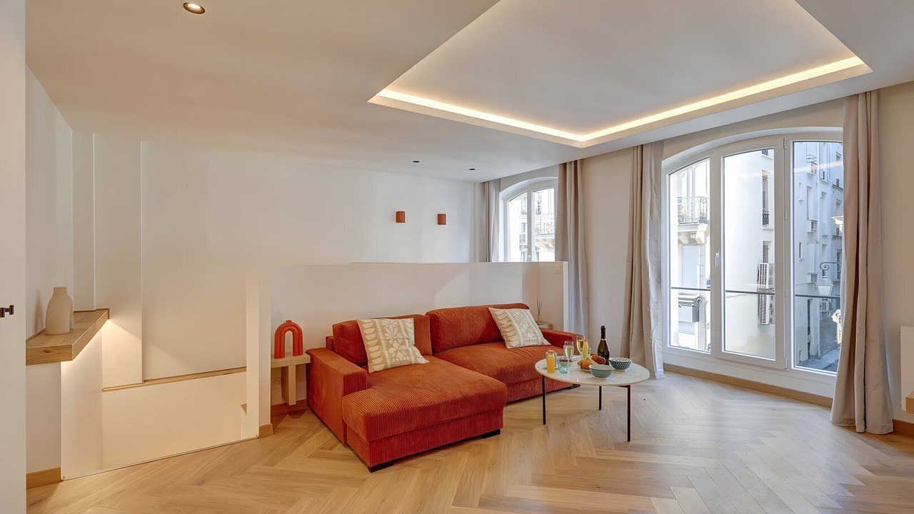 Photo of Livingroom in Arts-et-Metiers