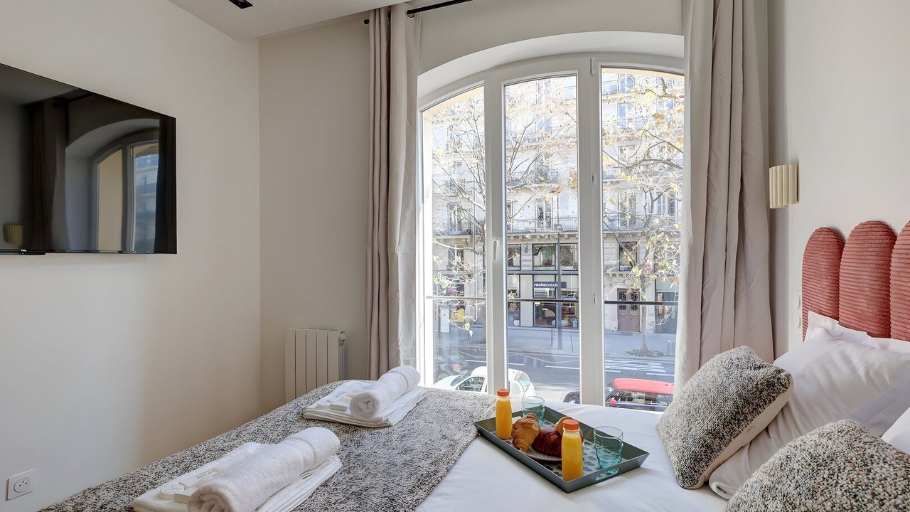 Photo of Bedroom in Arts-et-Metiers