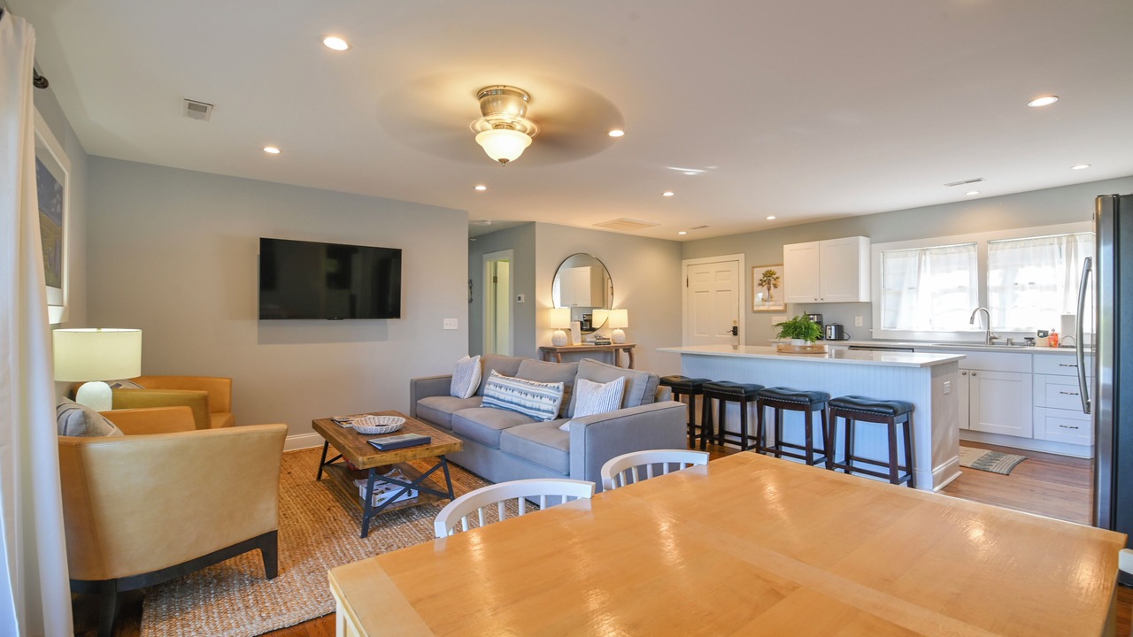 Photo of Livingroom in Hanahan