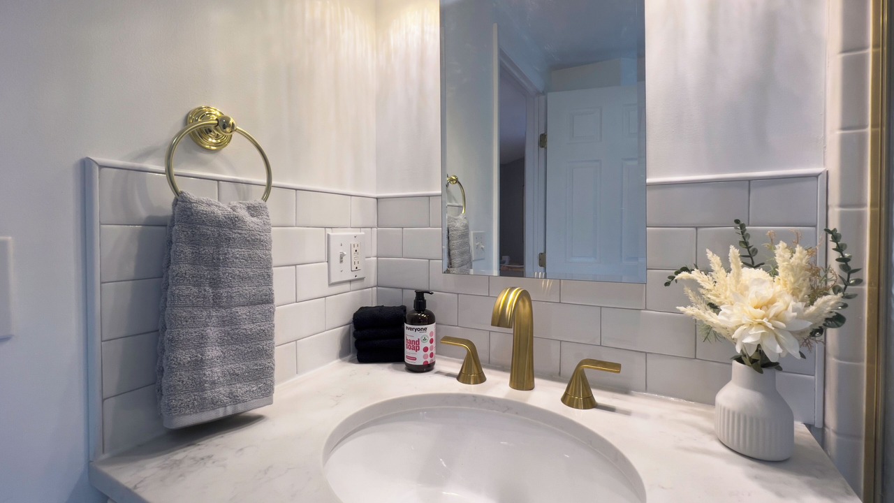 Photo of Others in Monroe