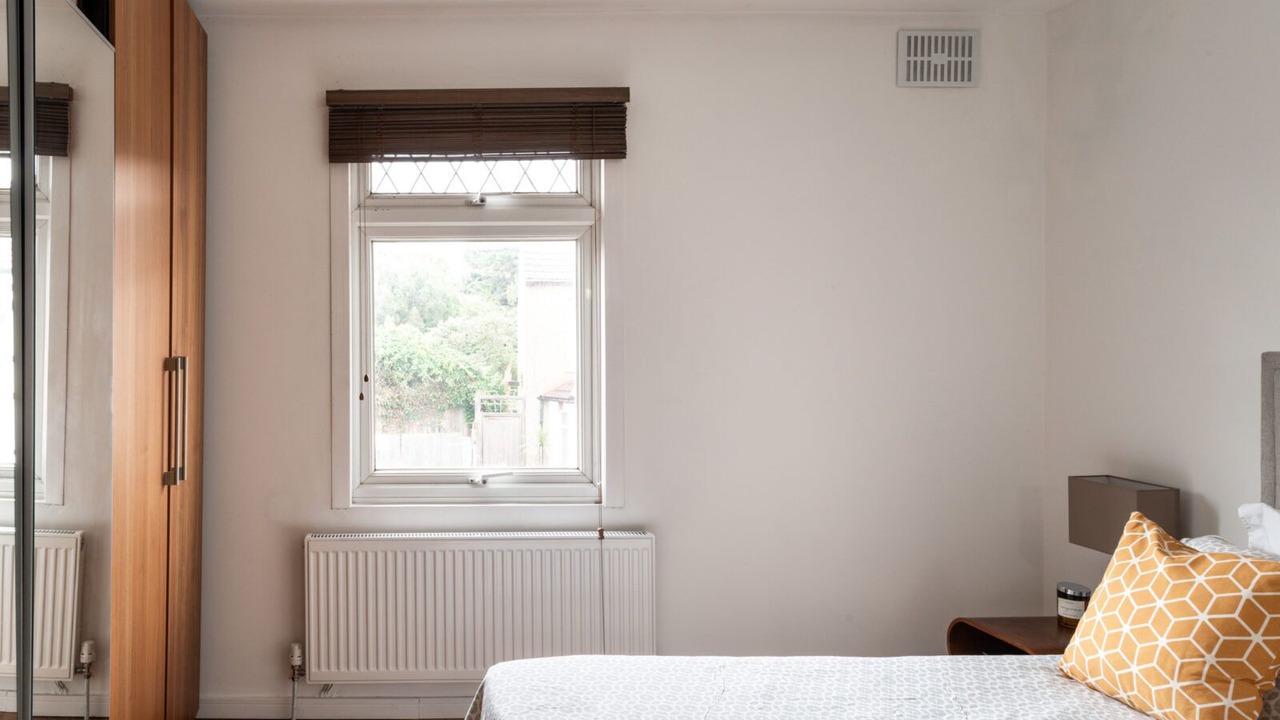 Photo of Bedroom in Broad Green