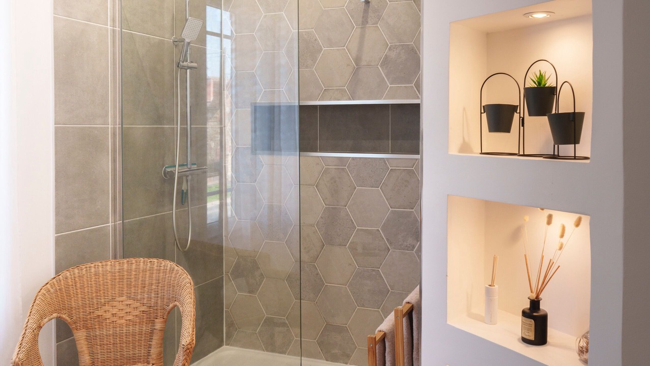 Photo of Bathroom in Dormans