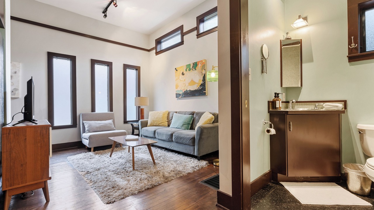 Photo of Livingroom in Broadway