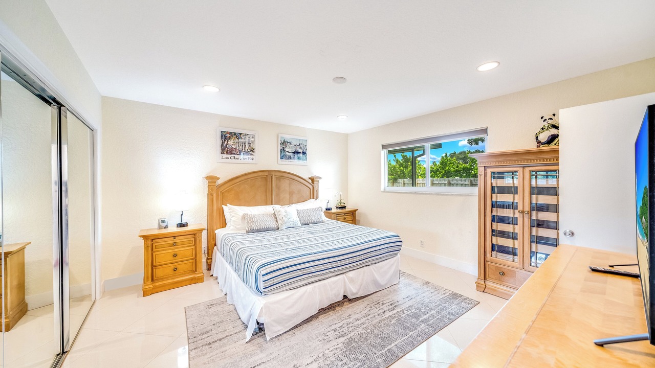 Photo of Bedroom in Lighthouse Point