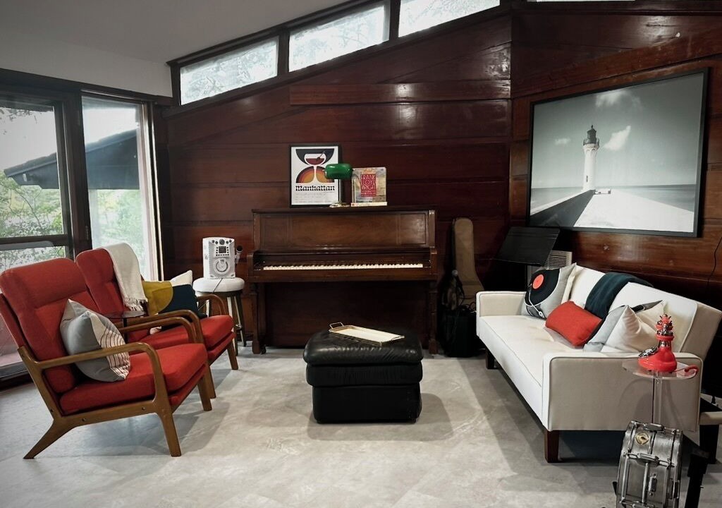 Photo of Others in Davis Wharf