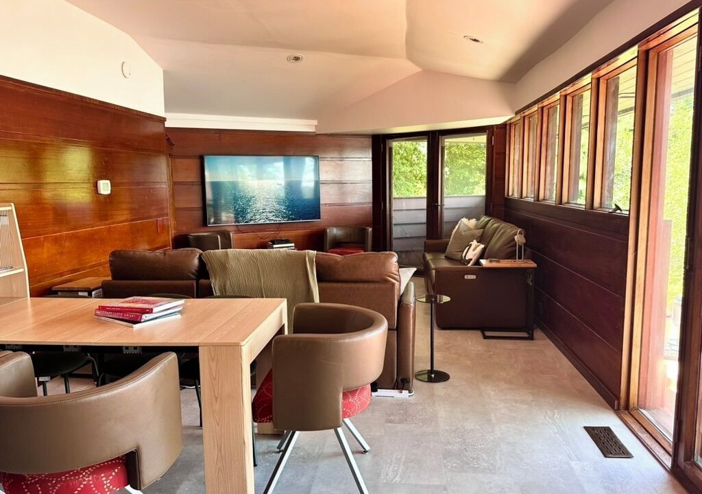 Photo of Others in Davis Wharf