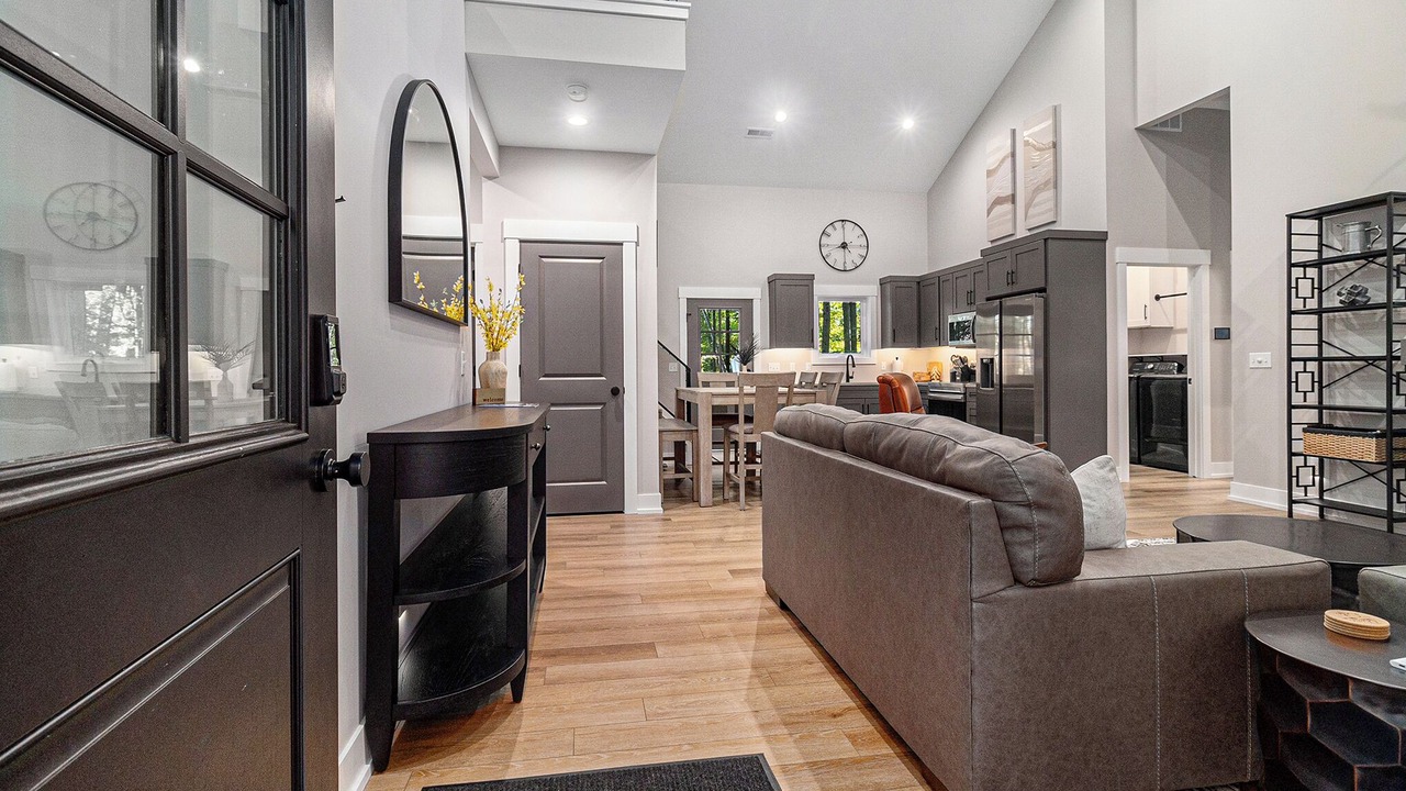 Photo of Livingroom in Silver Lake