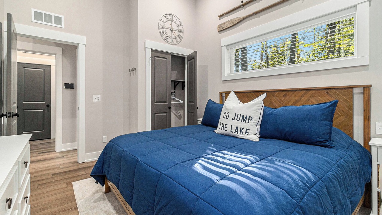 Photo of Bedroom in Silver Lake
