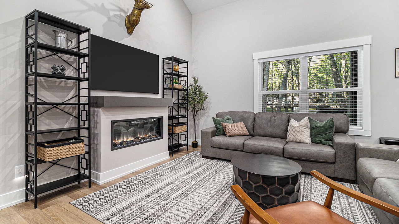 Photo of Livingroom in Silver Lake