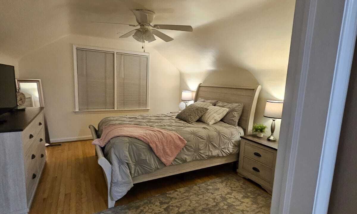 Photo of Bedroom in Dearborn
