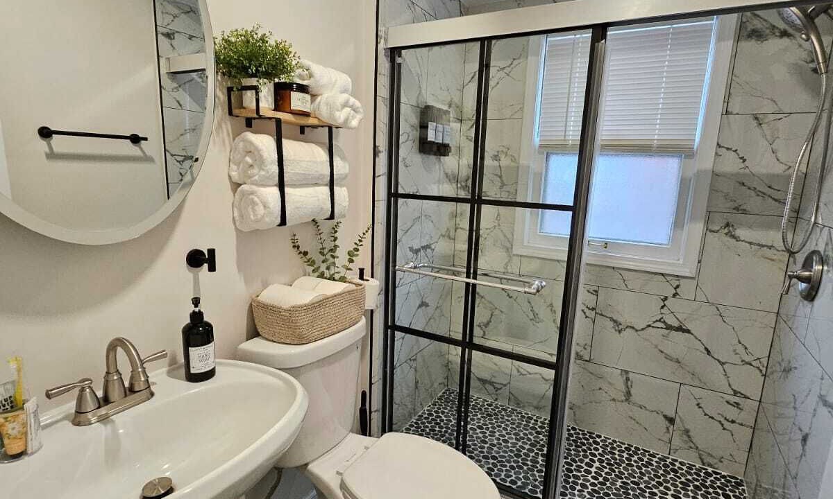 Photo of Bathroom in Dearborn