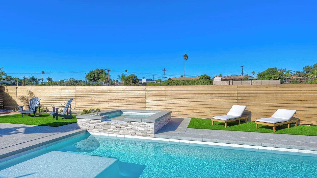 Photo of Outdoor in Loma Alta