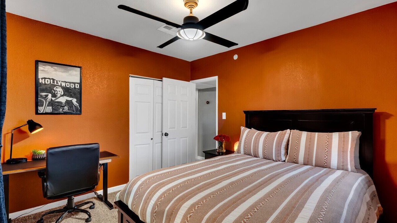 Photo of Bedroom in Feldman's