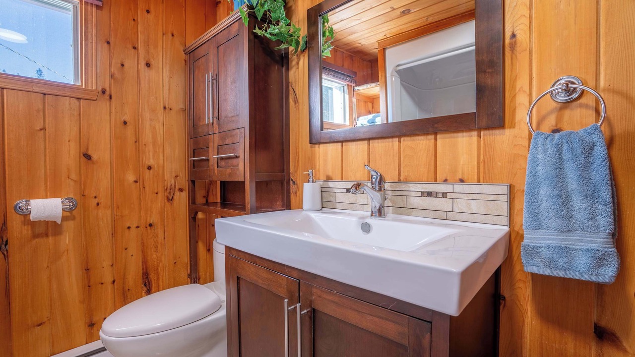 Photo of Bathroom in Saint Zenon